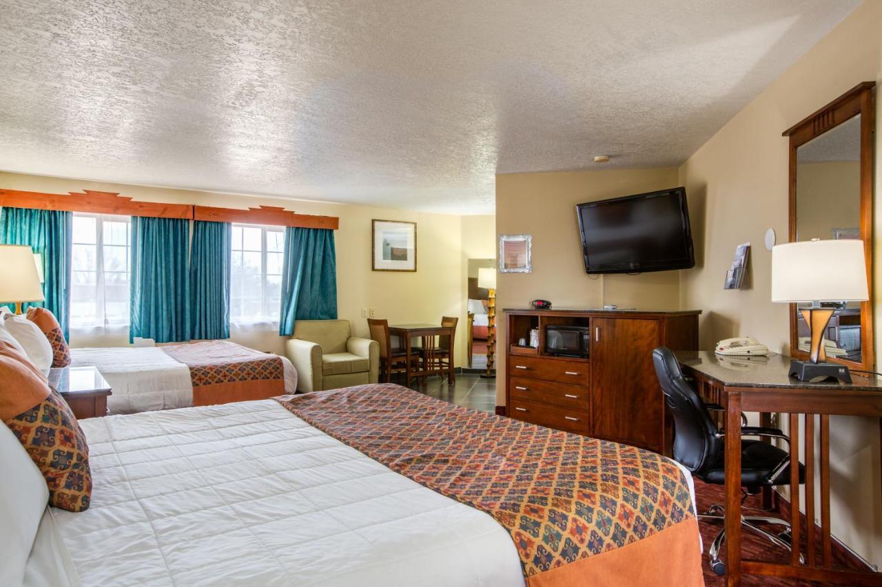 Sandia Peak Inn Old Town Abq, A Howard Johnson By Wyndham Albuquerque Kültér fotó